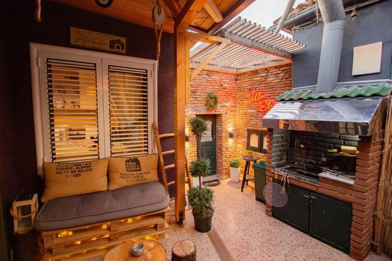 Villa Elezi Korcza Albania
